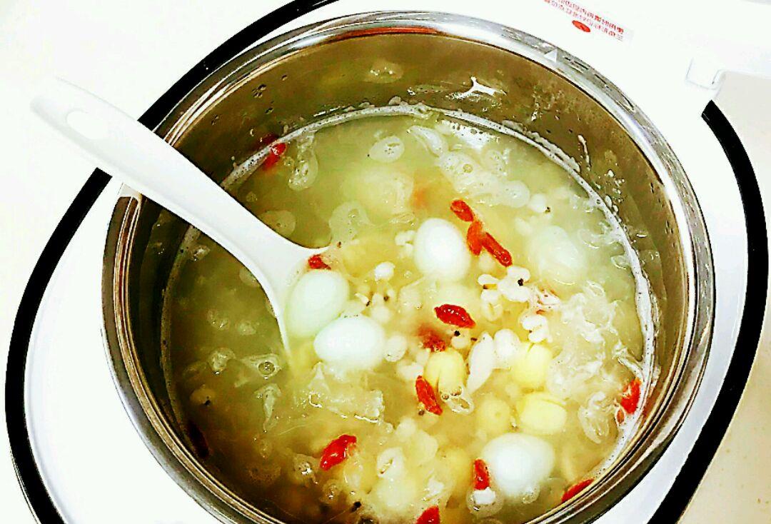 血栓|三伏天吃多冷饮体内寒湿，这汤帮助祛湿，不是绿豆汤可比的
