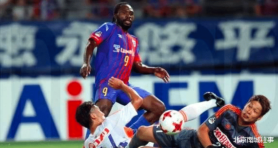 「北京国安」宝刀不老：国安旧将独中两元，助球队获赛季首胜，他曾因李明才有缘加盟国安