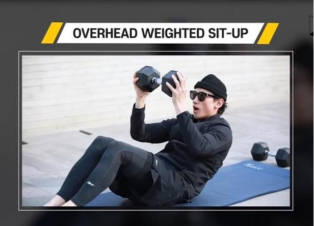 哑铃：38岁亚洲舞王RAIN教你用8个动作循环练出一身结实肌肉！