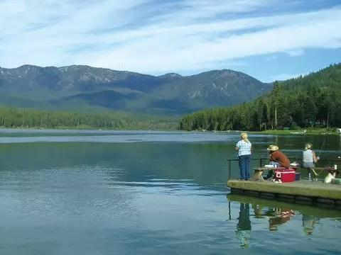 |钓鱼真的可以缓解压力吗？为什么会喜欢钓鱼？