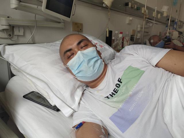 马小马|丈夫身患白血病命悬一线，25岁妻子为救丈夫频繁献血导致闭经