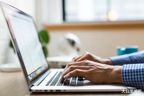 「Win10」无法理解，软件破解的win10系统算是正版吗？微软官方这样解释