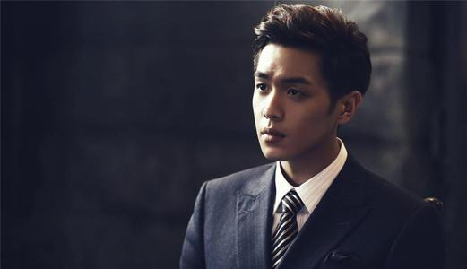 张若昀■从张显宗到范闲,看完《庆余年》的我,更讨厌张若昀了