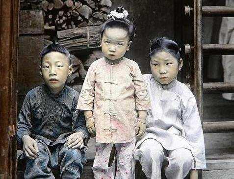 #晚清#罕见的晚清上色老照片, 图7令人唾弃, 图4媚态百出