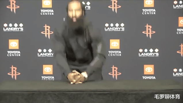 詹姆斯·哈登|内讧爆发?哈登一句话完成发布会!沃尔只说了2个词,火箭很强硬