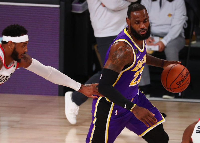 勒布朗·詹姆斯|7球22+6！詹皇终于开启全力詹模式，露出恐怖眼神，这杀招太无解