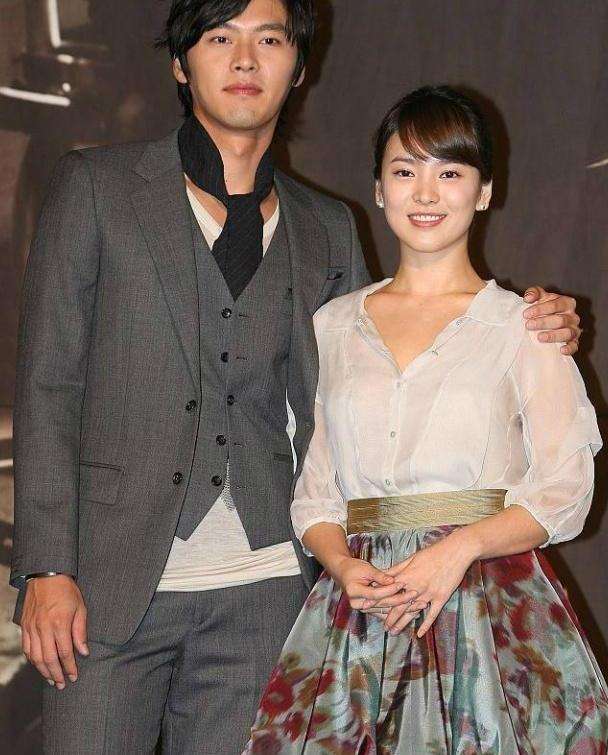 玄彬：玄彬竟主动cue孙艺珍，神情暴露真实关系，侧面回应复合传闻？