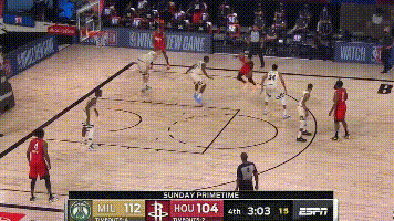 威斯布鲁克|决胜时刻落后1分！哈登运球威少飞奔，5秒后火箭替补席沸腾了