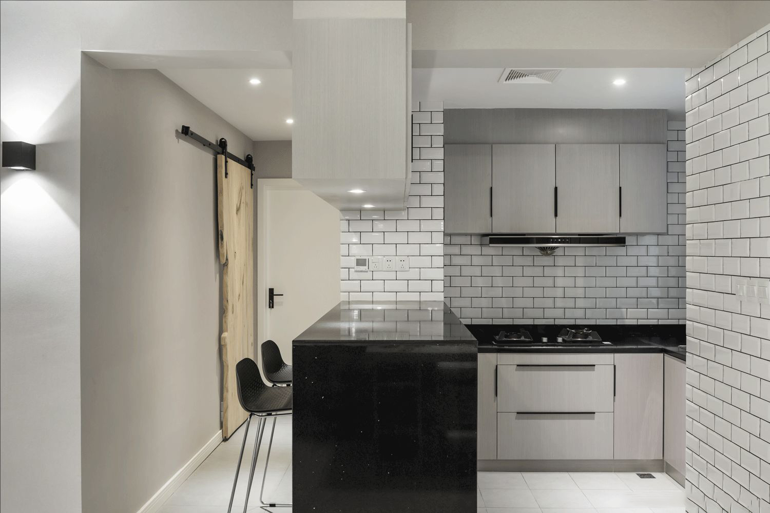 「」极简与克制，118㎡现代简约住宅