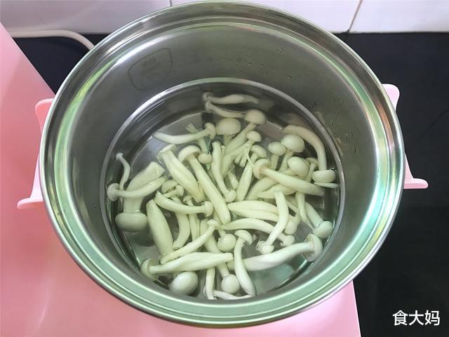 丝瓜|此菜再不吃就要等到明年了，低脂又鲜美，比大鱼大肉好吃多了