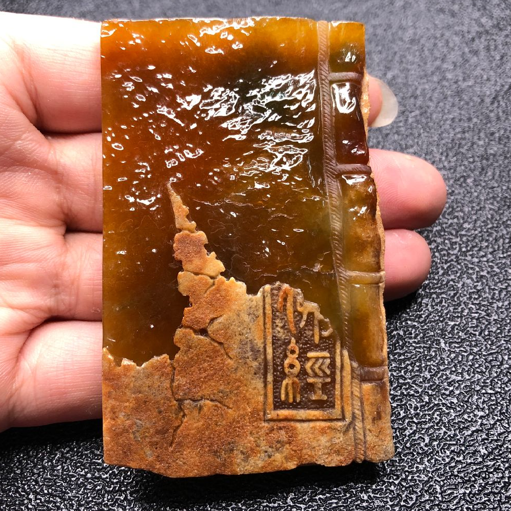 雕刻|雄贵玉器传奇工作室朱志雄:传统佛像题材中汲取灵感,写意雕刻