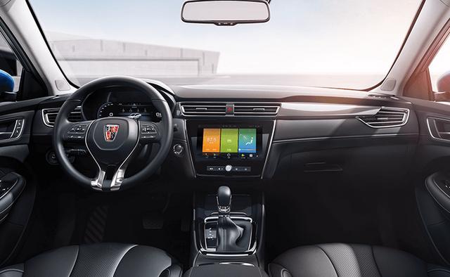 「国六标准」国产这台良心车,价格不到6W,符合国六标准不说,油耗仅为5.5L!