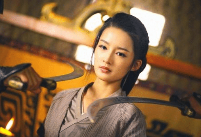 李沁：邓超的嘴开过光？还记得他在《跑男》上对李沁的介绍吗？如今一一应验