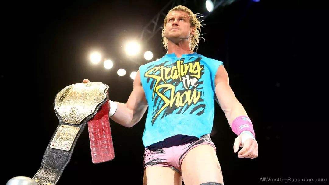 『公文包』合约阶梯大赛夺得公文包的人选,其实WWE已经透露的很明显了?