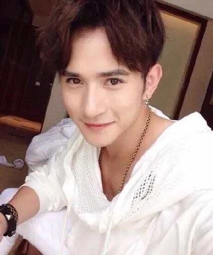 马苏|马苏，她现在真成过街老鼠了