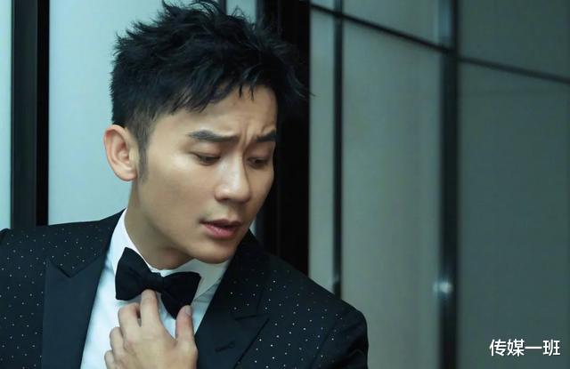吴京|“老实人”李晨，和他背后拥有“天使脸蛋、魔鬼身材”的前女友们