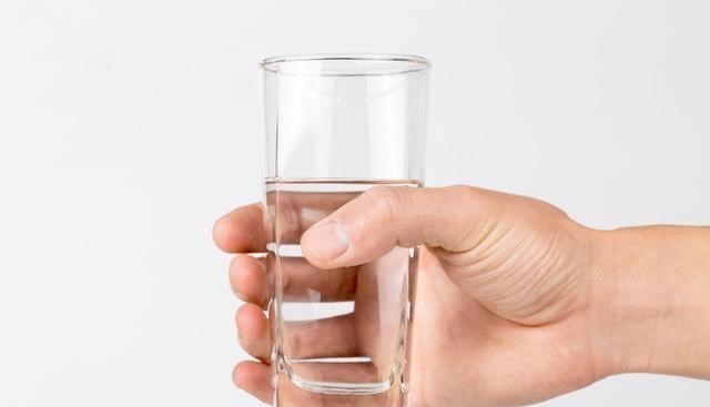 鸡蛋@肝不好，看脸就知道？牢记“4个字”，忌口2物，肝可能笑开颜