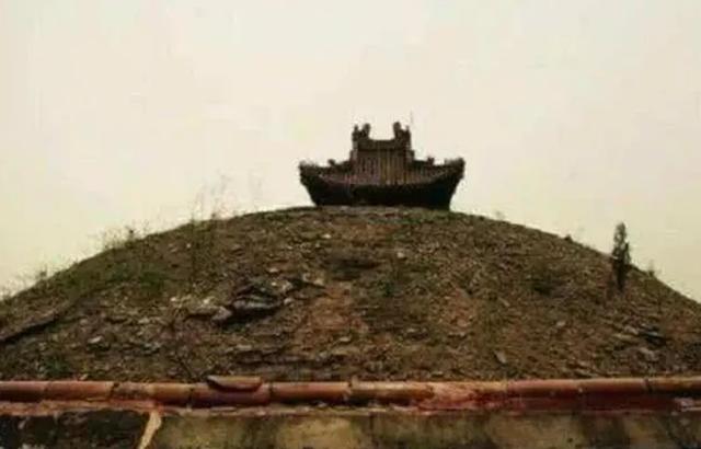 乾隆|不老屯兴修水库，挖掘五阿哥永琪陵墓，墓中发现一个字证实一传言