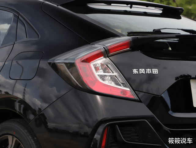 本田思域|本田放出“新黑豹”！全黑车身霸气十足，还带大溜背，油耗5.9L搭1.5T