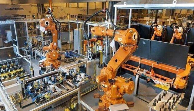 高考志愿|2020高考志愿填报：适合本科生报考的10大专业，毕业薪资可观！