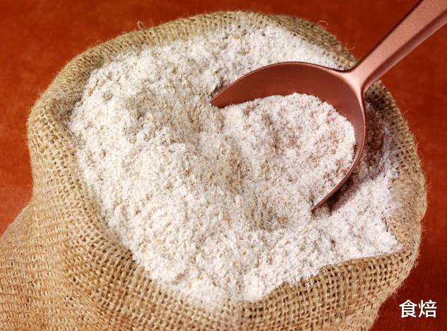 玉米|淀粉和生粉有什么不同？大厨说：不要弄混了，放错了毁掉一锅菜