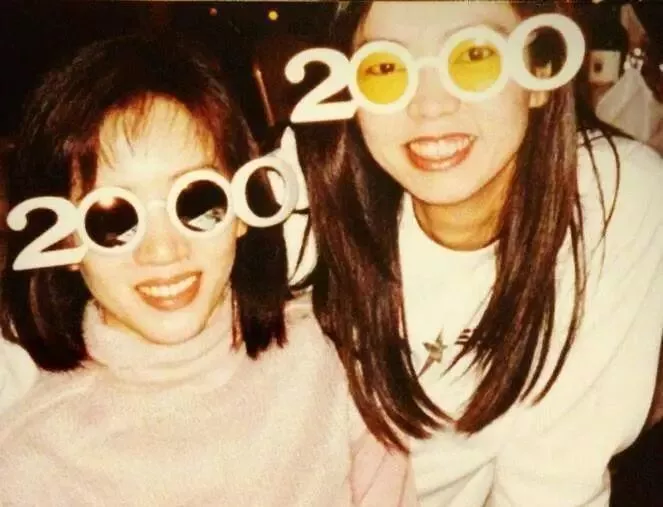 袁泉|2000 年的朴树: “袁泉，你歧视艾滋病吗？”