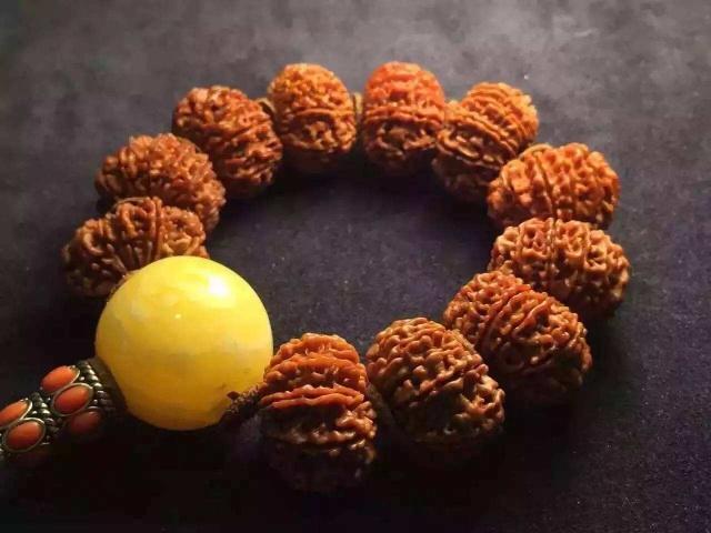 【小叶紫檀】包浆非常美的8大文玩，到底该怎么盘？