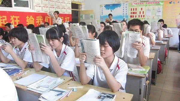 「数学」高考能否考上985，这3科成绩决定了最终结果，高中老师：太现实了