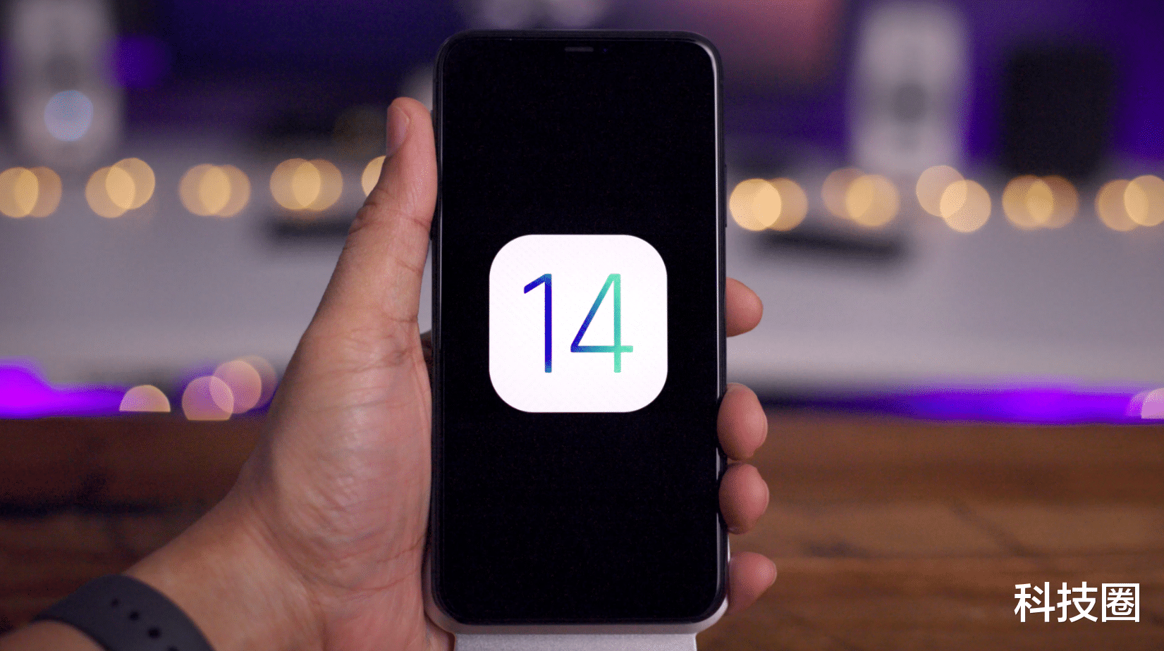 [郑钧]MIUI 12对比iOS 14，还说苹果不抄袭安卓真的没人信了