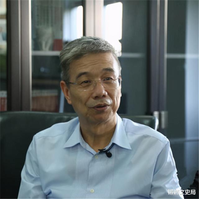 锵锵文史局|小伙投资9万赚490亿身家，产品畅销30年，多亏女性消费者