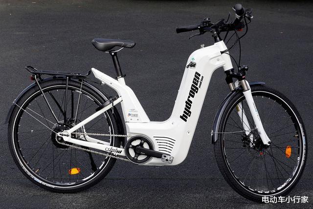 宝马|电动车或将被替代，不充电不烧油零污染交通工具出现，续航百公里