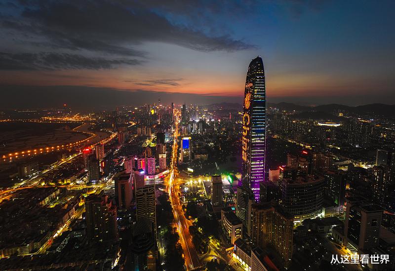 #美国#特朗普慌了！美国陷入疫情泥潭，中国开始绝地反击