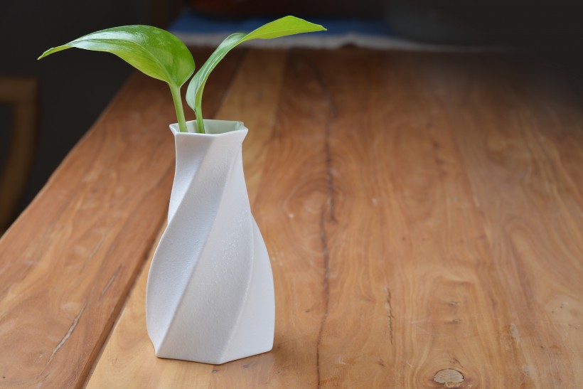 生肖：6月初期间，桃花朵朵开，姻缘再次出现，真爱蓦然回首的四大生肖