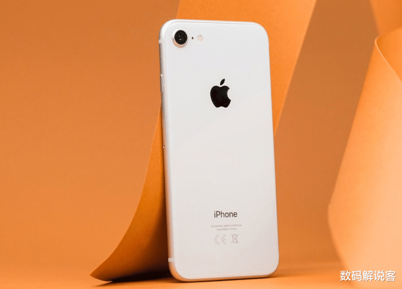 蒂姆·库克■iPhone SE2正式发售，首批“差评”已出炉，库克：“我太难了”