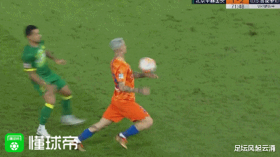 山东鲁能|争议判罚！鲁能将帅苦苦哀求 我们只想能公平的比赛！