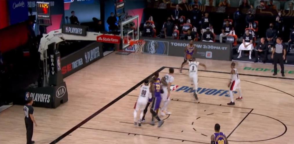 jr|0+0+0+0+0！一战验明真身，湖人还是别上他了？