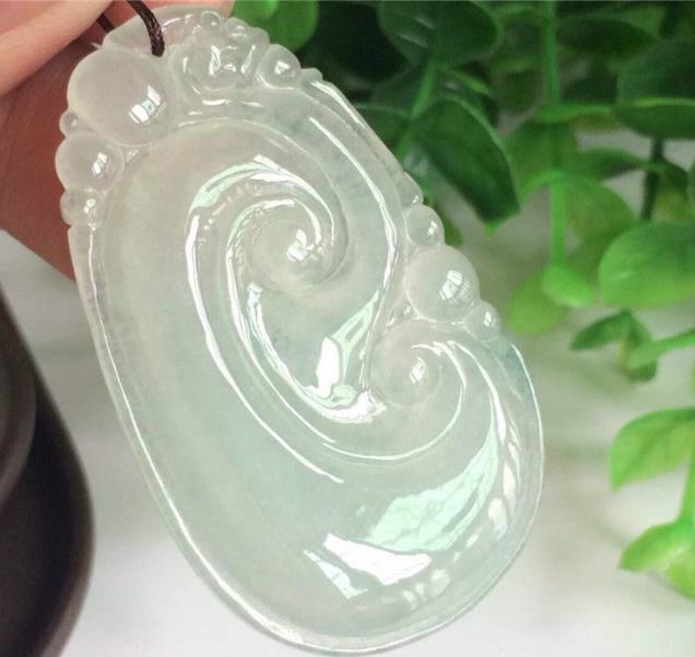 翡翠@万事如意一一翡翠如意的冷知识