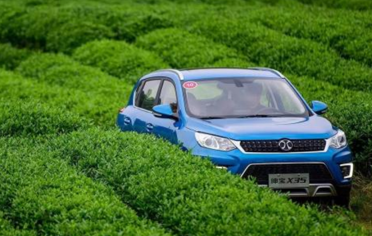 [b级车]为啥有钱人喜欢买轿车，穷人一般买SUV？4S店销售员的解释句句扎心