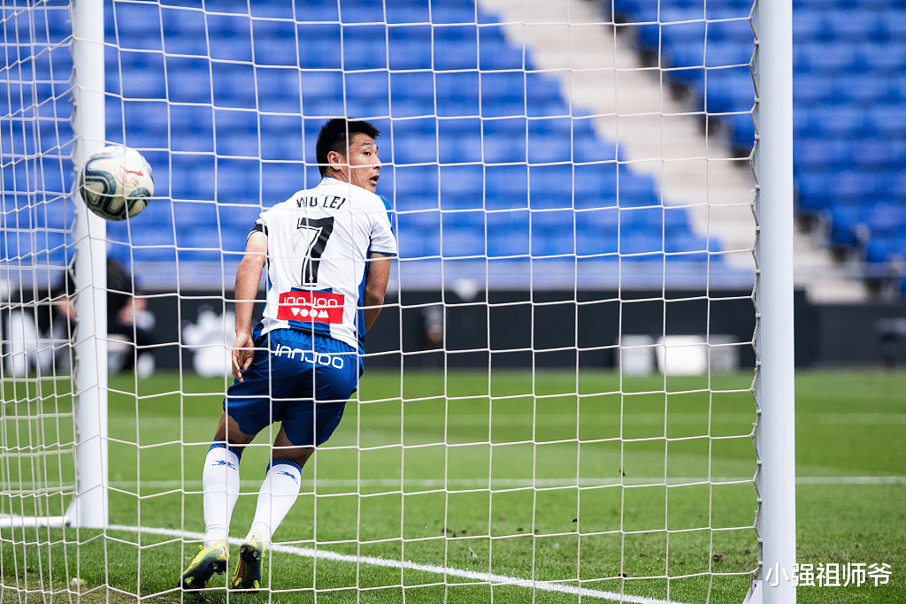 武磊|5分钟掀掉背锅侠帽子！武磊上场一举动令人动容，媒体骂不出口了