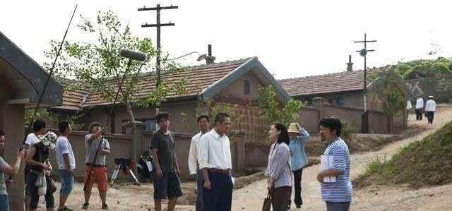 「父母爱情」《父母爱情》片场花絮照，回忆拉回过去，满满的感动