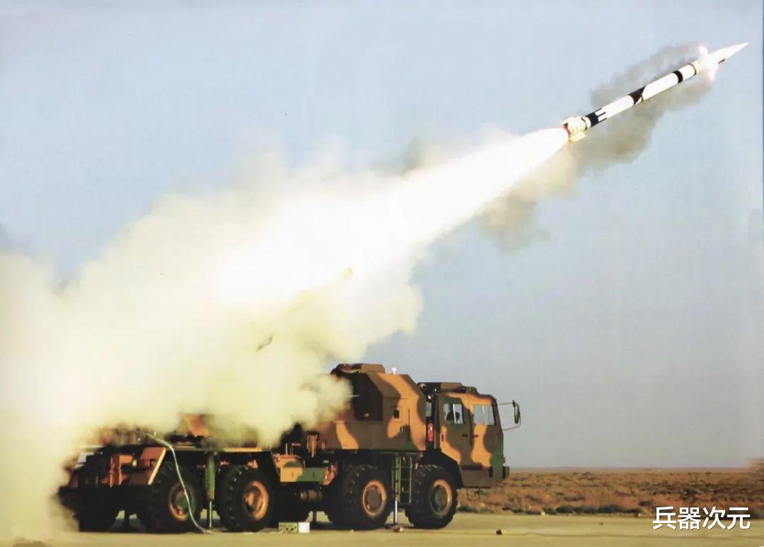 印度:巴基斯坦夜袭成功,枭龙战机压制火炮阵地,印度军队狼狈后撤