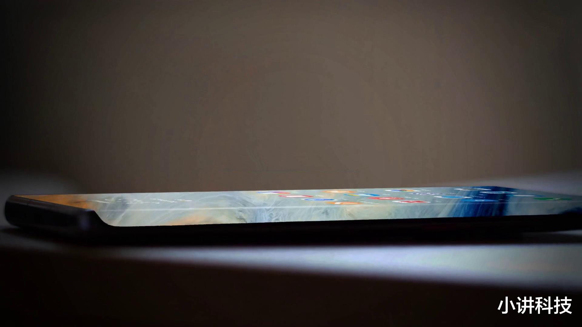 #华为mate#华为Mate40惊艳亮相：鸿蒙OS+屏下镜头+石墨烯，这才是华为的王牌