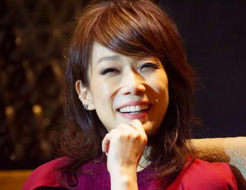 「林忆莲」金曲流传30年,最早的概念女歌手,至今仍是华语歌后