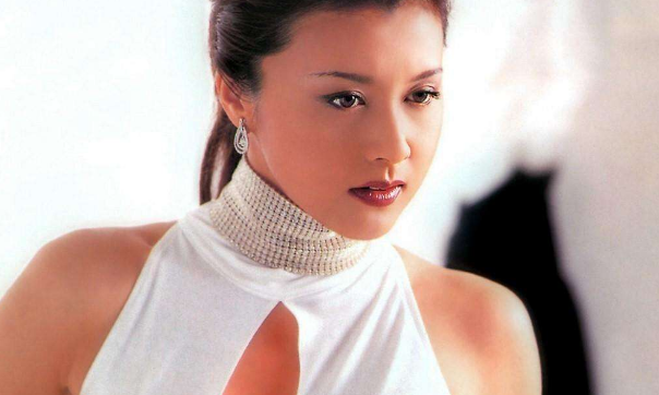 郭富城|她是日本第一美人，曾让郭富城“不顾一切”，如今49岁艳压群芳