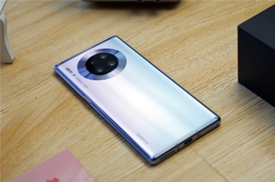 「三星」这三款手机，性价比很高，而且各有各的特点