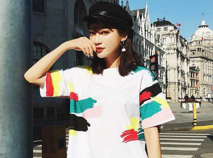 穿衣搭配：夏天不知道怎么穿？街头美女告诉你，怎么把衣服穿出花