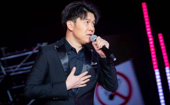 高进|中国“超级倒霉”的歌手，写一首红一首，然而自己唱一回黄一回！