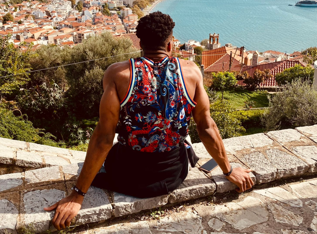 字母哥|22+12+5，输赢和你无关！再见了MVP，你和老詹还有很大的距离