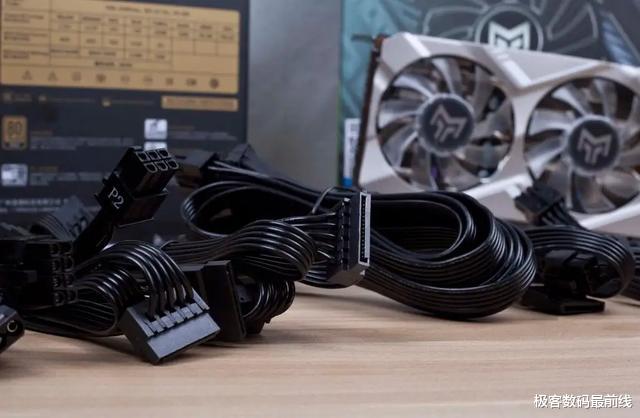 网易|免费游戏一箩筐，显卡+内存+电源齐升级应战