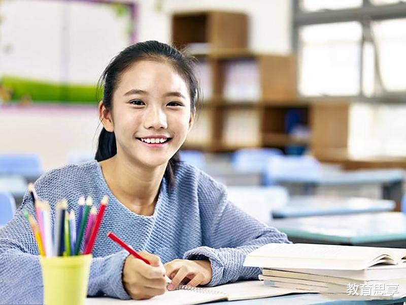 「」高考是决定命运的考试，但父母应尊重孩子想法，不要否定孩子爱好